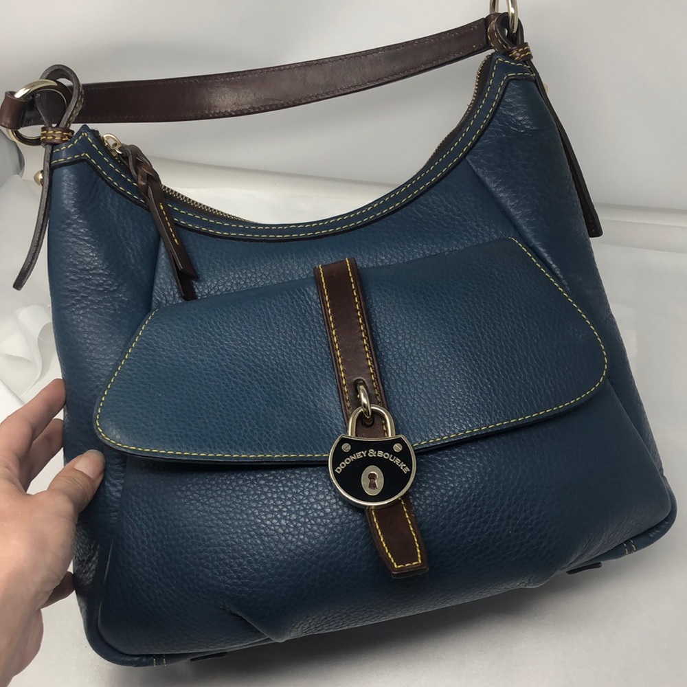 Dooney & Bourke Blue Leather Shoulder Bag